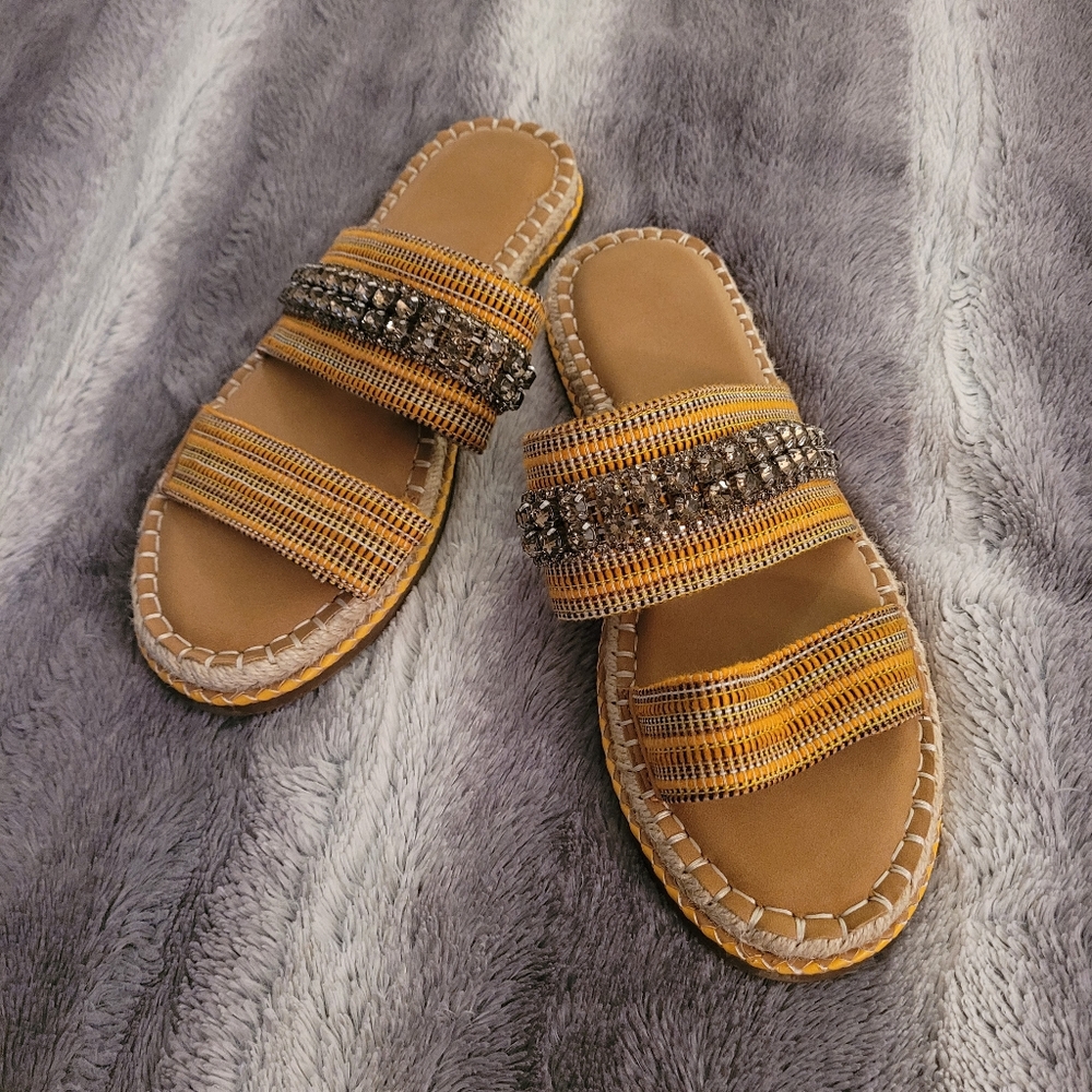 Crown Vintage sandals size 9.5